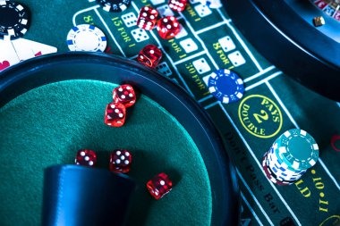 Hot Pot slot game interface with Asian-themed symbols and bonus features